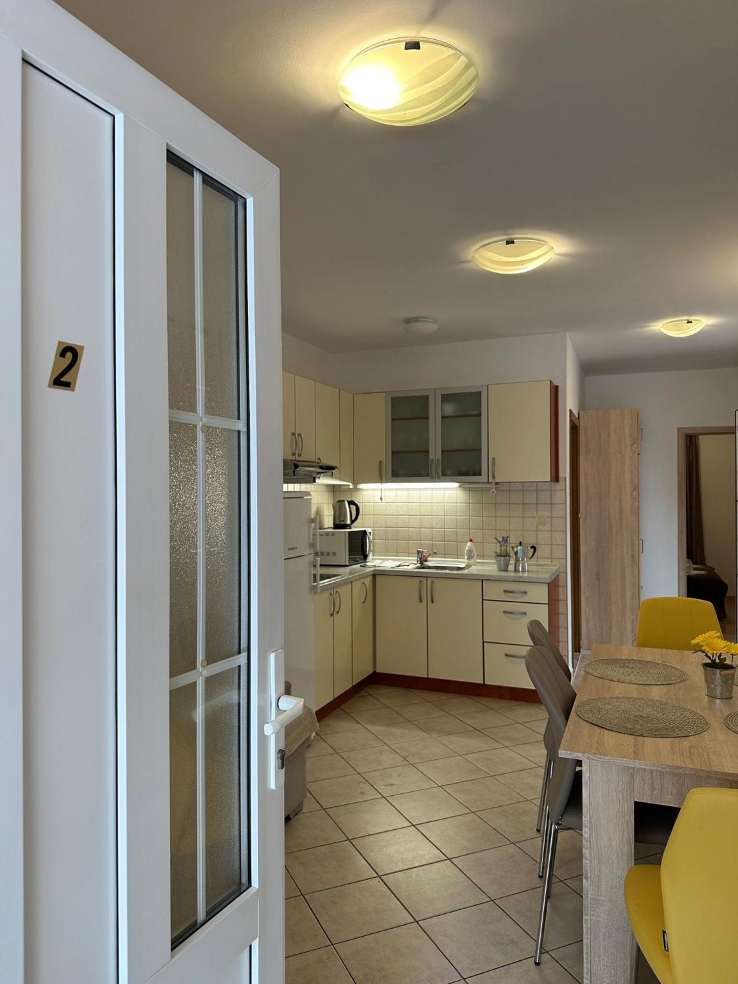 Apartmani Samec Novalja Ngoại thất bức ảnh
