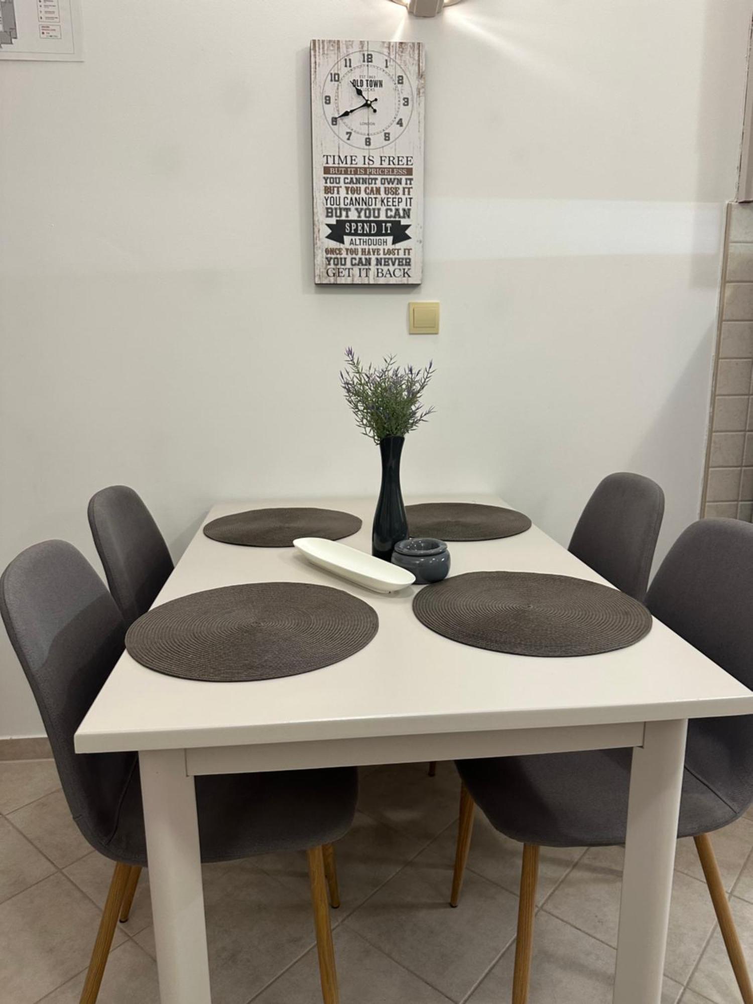 Apartmani Samec Novalja Ngoại thất bức ảnh