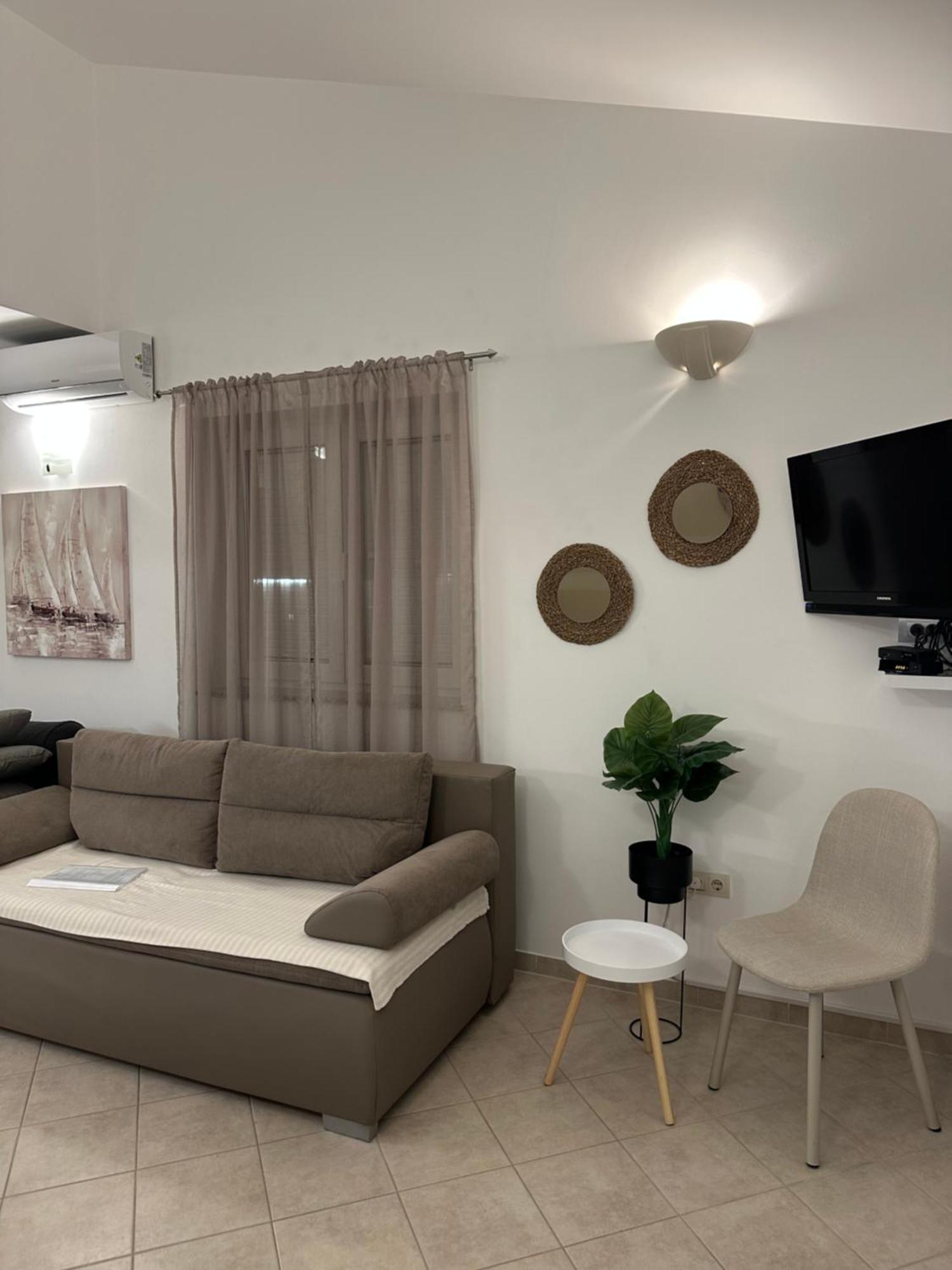 Apartmani Samec Novalja Ngoại thất bức ảnh