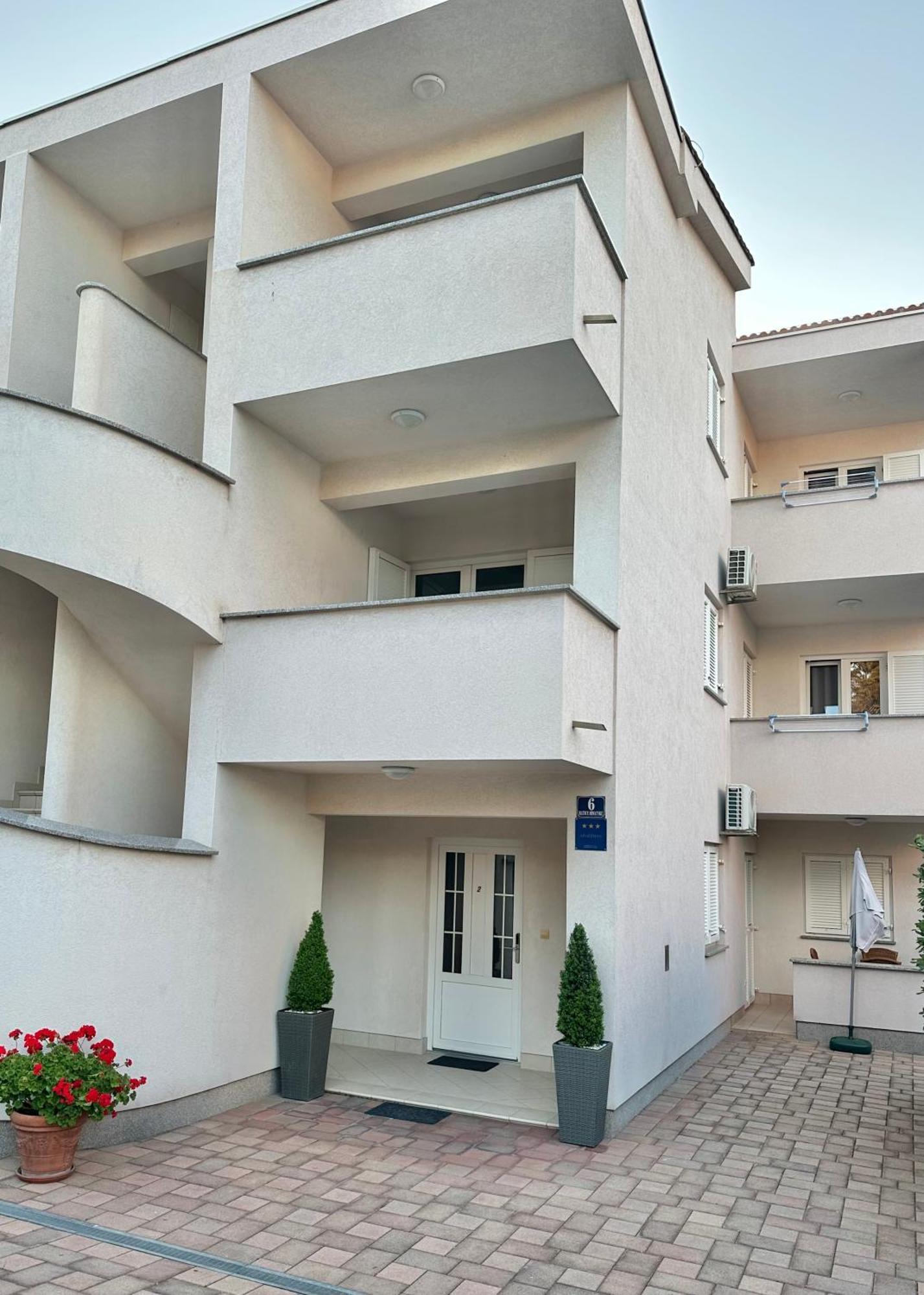Apartmani Samec Novalja Ngoại thất bức ảnh